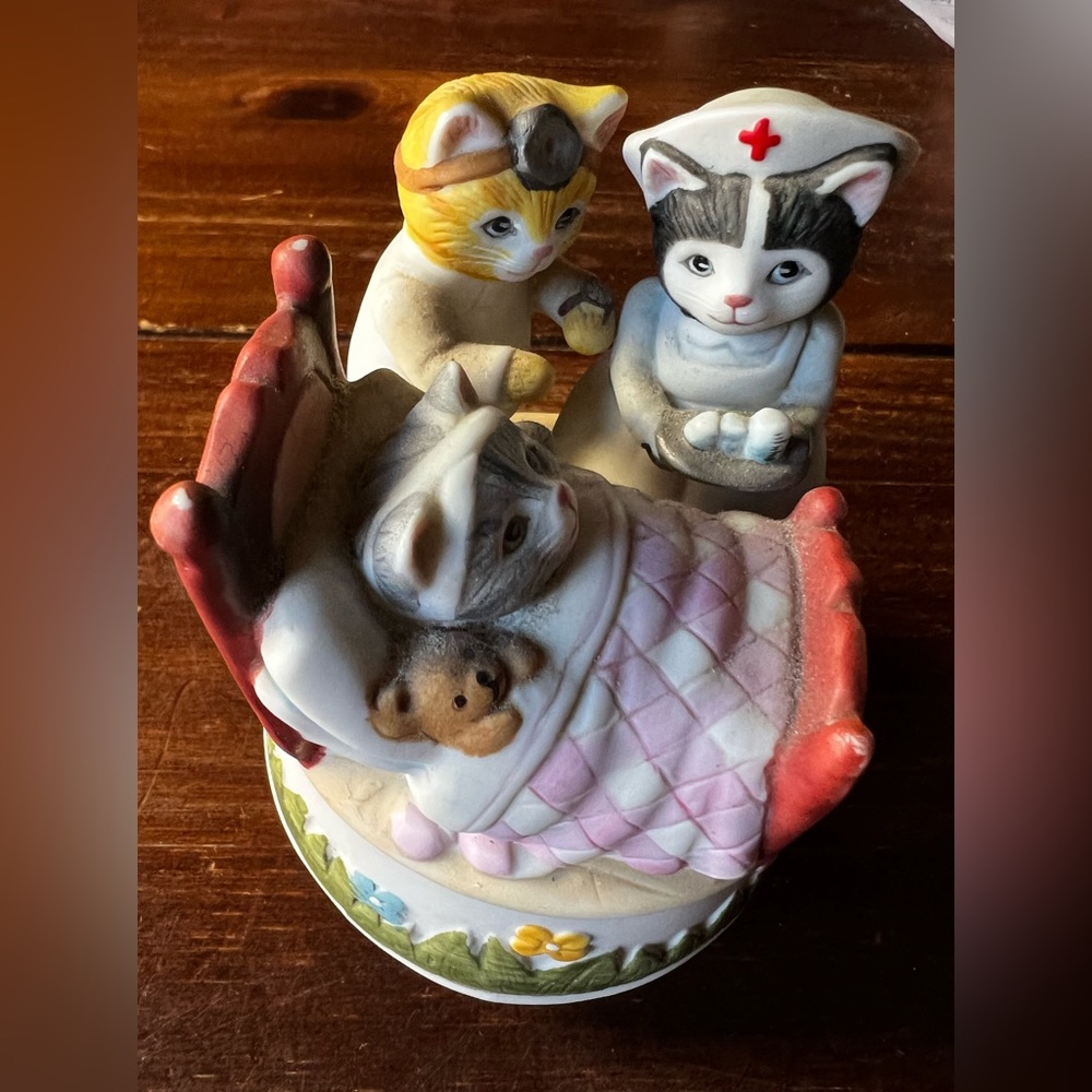 Schmid Kitty Cucumber 1986 Music Figurine Cat Nurse Doctor Patient
